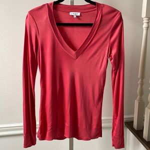 Reiss cranberry red vneck long sleeve tshirt sz S